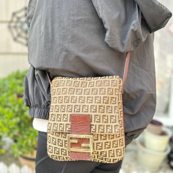 FENDI Zucchino small Crossbody Bag - Picture 14 of 14